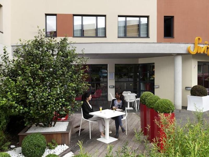 B&B Hotel Velizy Est Экстерьер фото