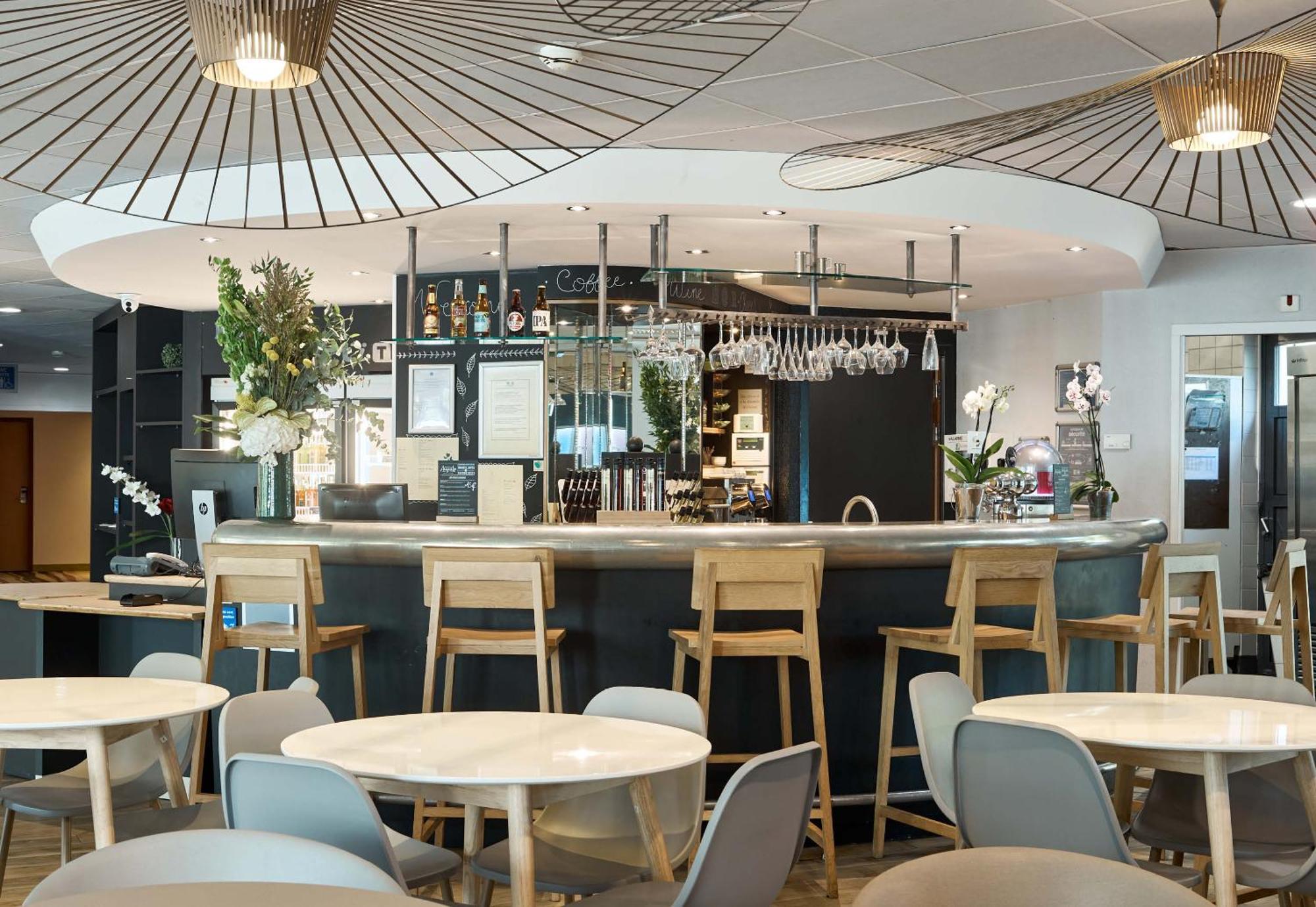 B&B Hotel Velizy Est Экстерьер фото