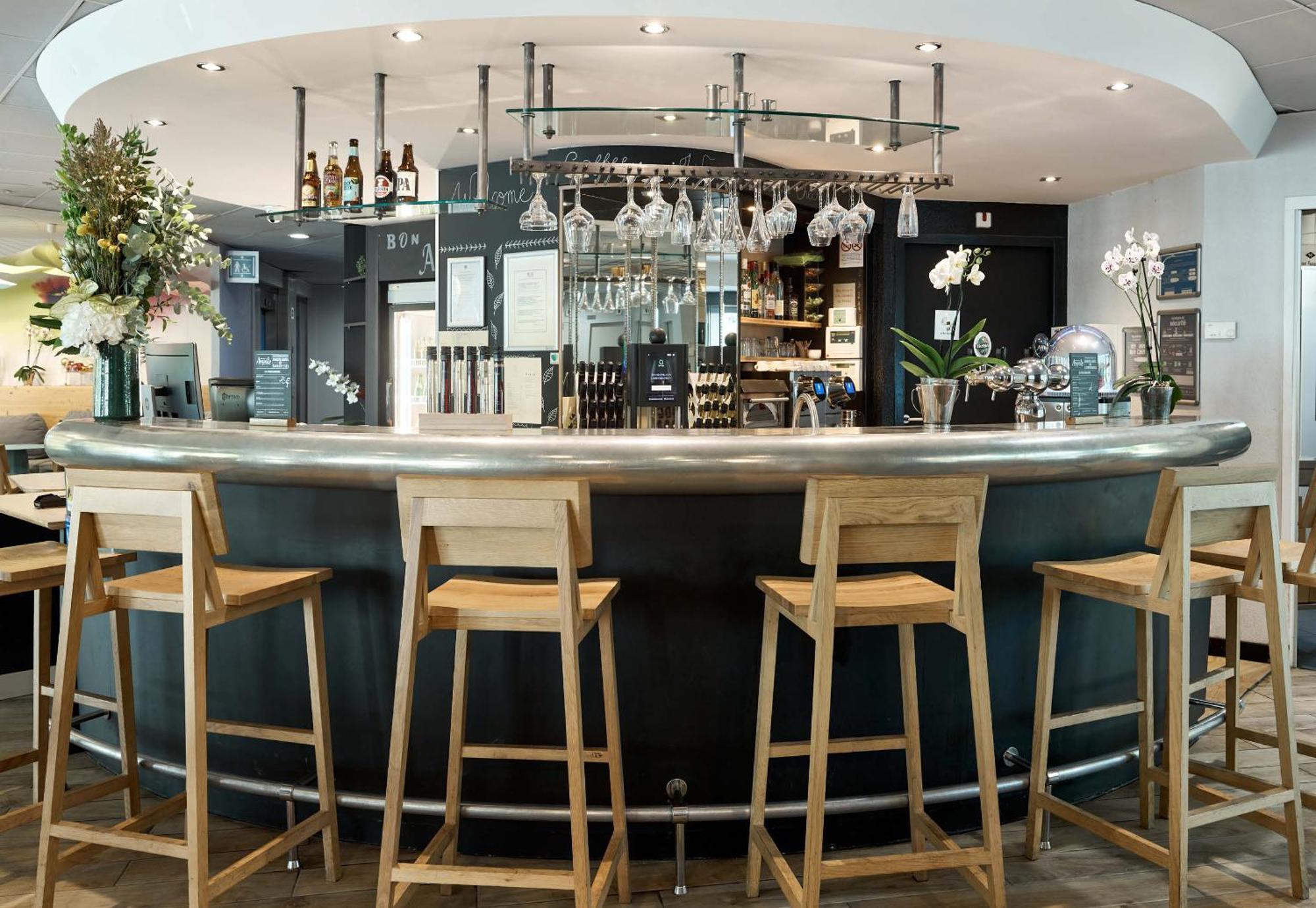 B&B Hotel Velizy Est Экстерьер фото