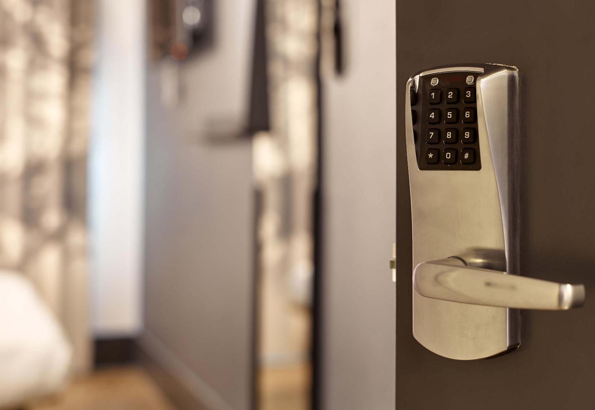 B&B Hotel Velizy Est Экстерьер фото